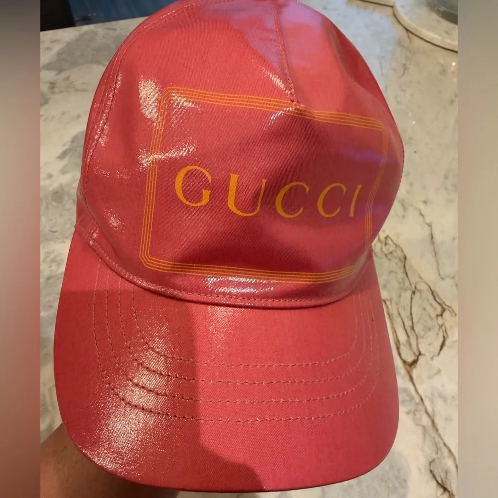 GUCCI pink baseball cap size small (57cm) EUC